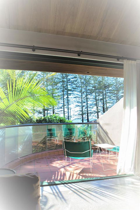 Beach Hotel Resort - Accommodation in Surfers Paradise 8