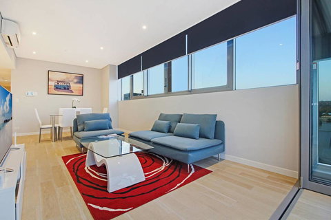 Brand New 3 Bedrooms Apt With Waterfront View - Accommodation in Surfers Paradise 13