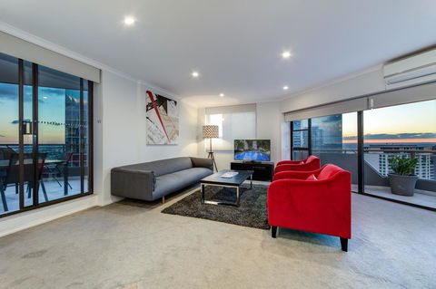 The York By Swiss-Belhotel - Accommodation in Surfers Paradise 1