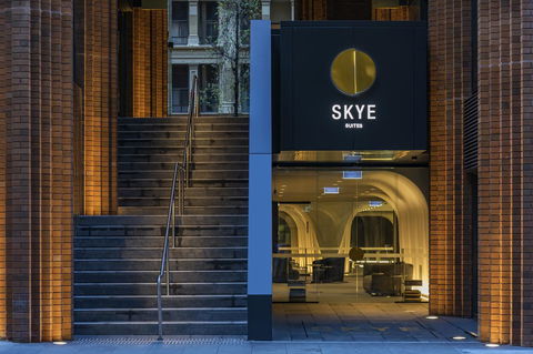 SKYE Suites Sydney - Accommodation in Surfers Paradise 2