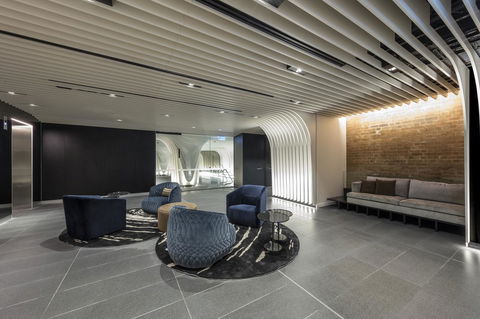 SKYE Suites Sydney - Accommodation in Surfers Paradise 12