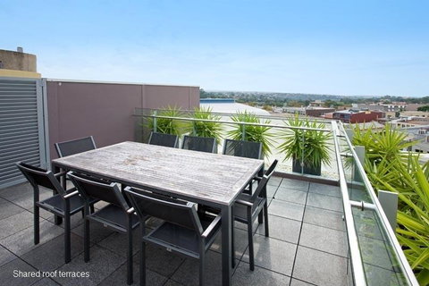 Wyndel Apartments Crows Nest - Clarke Street - Accommodation in Surfers Paradise 6