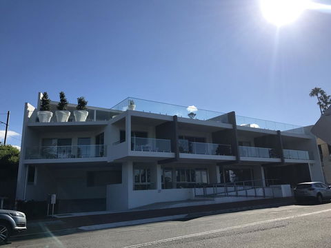 Belle Vue- Penthouse At Black Beach - Accommodation in Surfers Paradise 17