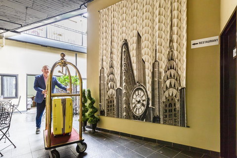 Airport Hotel Sydney - Accommodation in Surfers Paradise 6