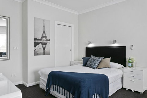 Airport Hotel Sydney - Accommodation in Surfers Paradise 13