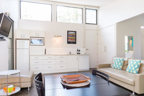By The Beach B&B Self Contained Apartments - Accommodation in Surfers Paradise 15