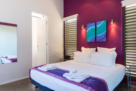 By The Beach B&B Self Contained Apartments - Accommodation in Surfers Paradise 31