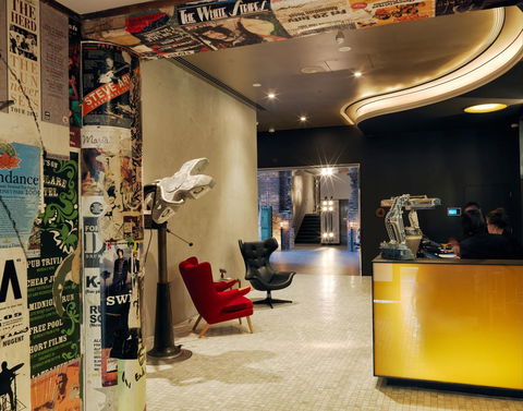 The Old Clare Hotel, Independent Collection By EVT - Accommodation in Surfers Paradise 35