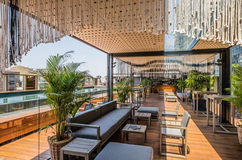 The Old Clare Hotel, Independent Collection By EVT - Accommodation in Surfers Paradise 24