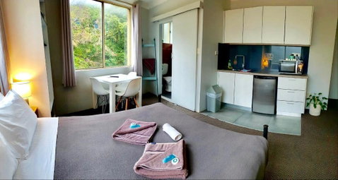 Manly Beachside Apartments - Accommodation in Surfers Paradise 9