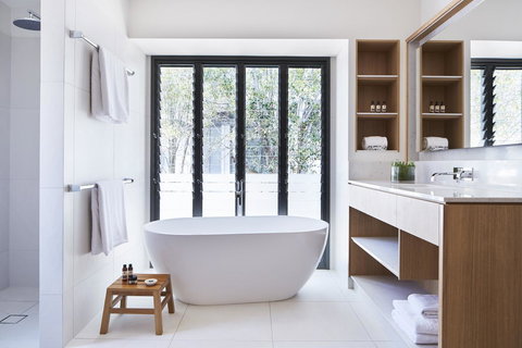 Elements Of Byron - Accommodation in Surfers Paradise 10