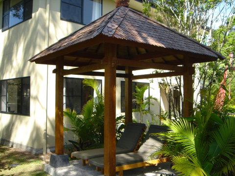 Suranadi Beach House 1 - Accommodation in Surfers Paradise 15