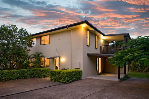 Suranadi Beach House 1 - Accommodation in Surfers Paradise 13