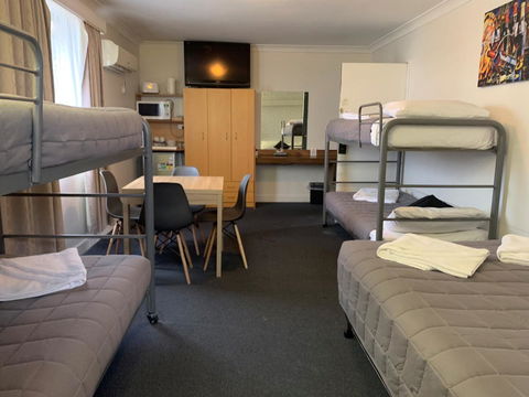 Hunter Valley Motel - Accommodation in Surfers Paradise 1