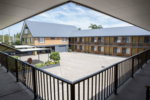 Coastal Bay Motel - Accommodation in Surfers Paradise 36