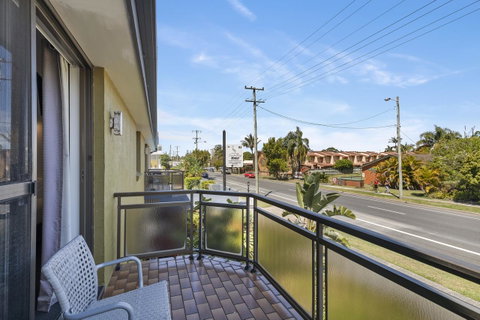 Coastal Bay Motel - Accommodation in Surfers Paradise 7