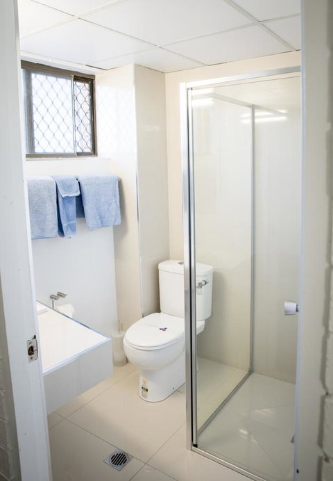 Coastal Bay Motel - Accommodation in Surfers Paradise 41