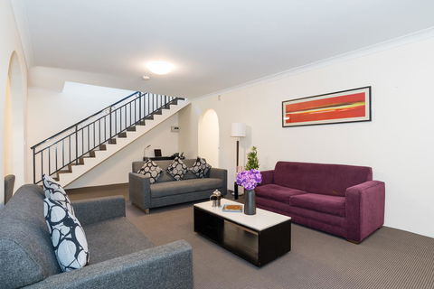 Eastwood Furnished Apartments - Accommodation in Surfers Paradise 3