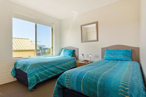 Baywatch Apartments Merimbula - Accommodation in Surfers Paradise 14