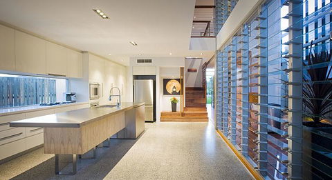 Casuarina Beachfront House - Hostie Properties - Accommodation in Surfers Paradise 19