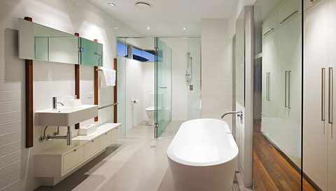 Casuarina Beachfront House - Hostie Properties - Accommodation in Surfers Paradise 24