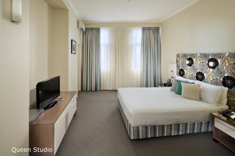Best Western Plus Hotel Stellar - Accommodation in Surfers Paradise 13