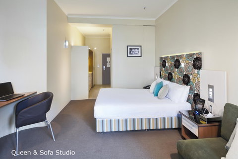Best Western Plus Hotel Stellar - Accommodation in Surfers Paradise 11