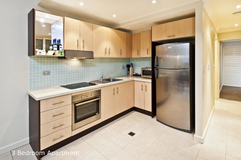 Best Western Plus Hotel Stellar - Accommodation in Surfers Paradise 43