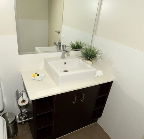 Yarrawonga Waterfront Apartments - Accommodation in Surfers Paradise 6