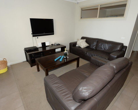 Yarrawonga Waterfront Apartments - Accommodation in Surfers Paradise 4