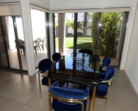 Yarrawonga Waterfront Apartments - Accommodation in Surfers Paradise 8