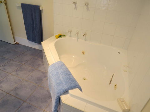 BlueWater Apartments - Accommodation in Surfers Paradise 21