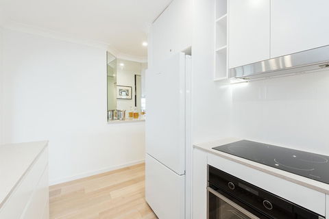 Right On Bondi - Accommodation in Surfers Paradise 8