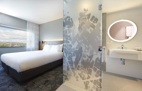 Holiday Inn Express Newcastle, An IHG Hotel - Accommodation in Surfers Paradise 17