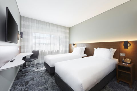 Holiday Inn Express Newcastle, An IHG Hotel - Accommodation in Surfers Paradise 19