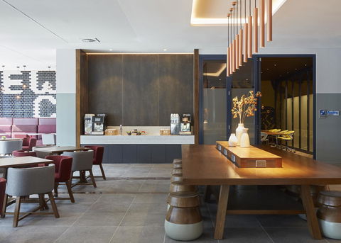 Holiday Inn Express Newcastle, An IHG Hotel - Accommodation in Surfers Paradise 6