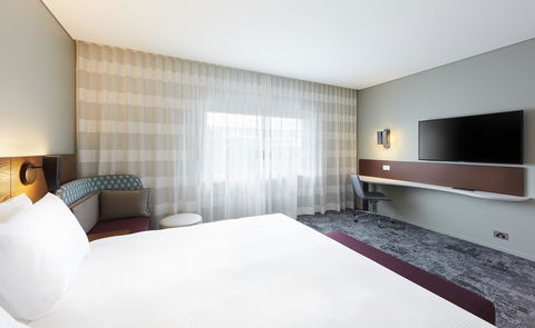 Holiday Inn Express Newcastle, An IHG Hotel - Accommodation in Surfers Paradise 24