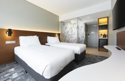 Holiday Inn Express Newcastle, An IHG Hotel - Accommodation in Surfers Paradise 21