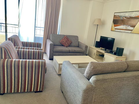 Castle Serviced Apartments - Accommodation in Surfers Paradise 6