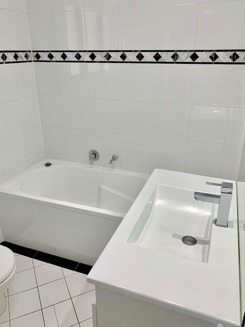 Castle Serviced Apartments - Accommodation in Surfers Paradise 10