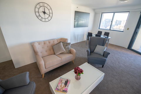 Castle Serviced Apartments - Accommodation in Surfers Paradise 28