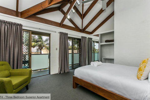 The Terraces Main Beach - Accommodation in Surfers Paradise 44