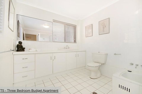 The Terraces Main Beach - Accommodation in Surfers Paradise 31