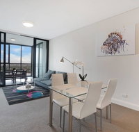 Cozy apartment with Water view plus Winter garden - Accommodation in Surfers Paradise
