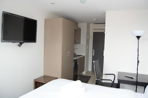 Seranin | Gordon - Accommodation in Surfers Paradise 1