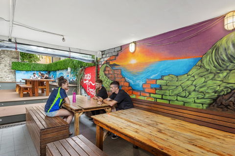 Summer House Kings Cross - Accommodation in Surfers Paradise 10