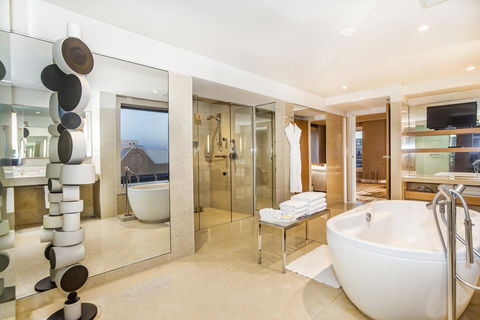 Hilton Sydney - Accommodation in Surfers Paradise 13