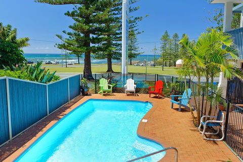Beach House Holiday Apartments - Accommodation in Surfers Paradise 0