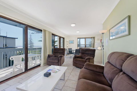 Beach House Holiday Apartments - Accommodation in Surfers Paradise 22