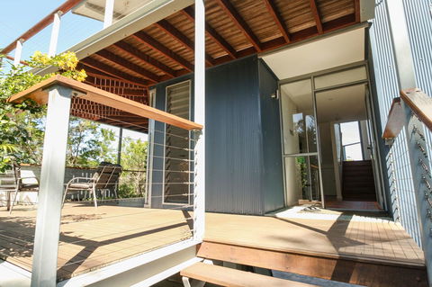 Valla's Beach House - Accommodation in Surfers Paradise 21